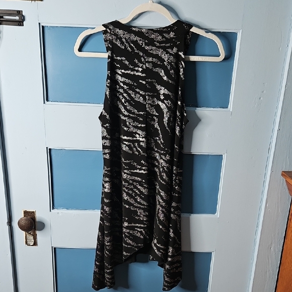 New directions Women's High Low Sleeveless Shimmering Blouse Large - Picture 5 of 7